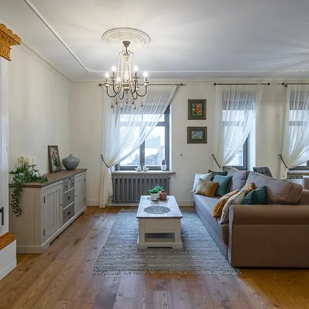 Apartment Dzirnavu 2 Bedroom Riga