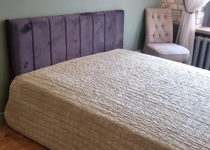 Dzirnavu 2 Bedroom * Riga